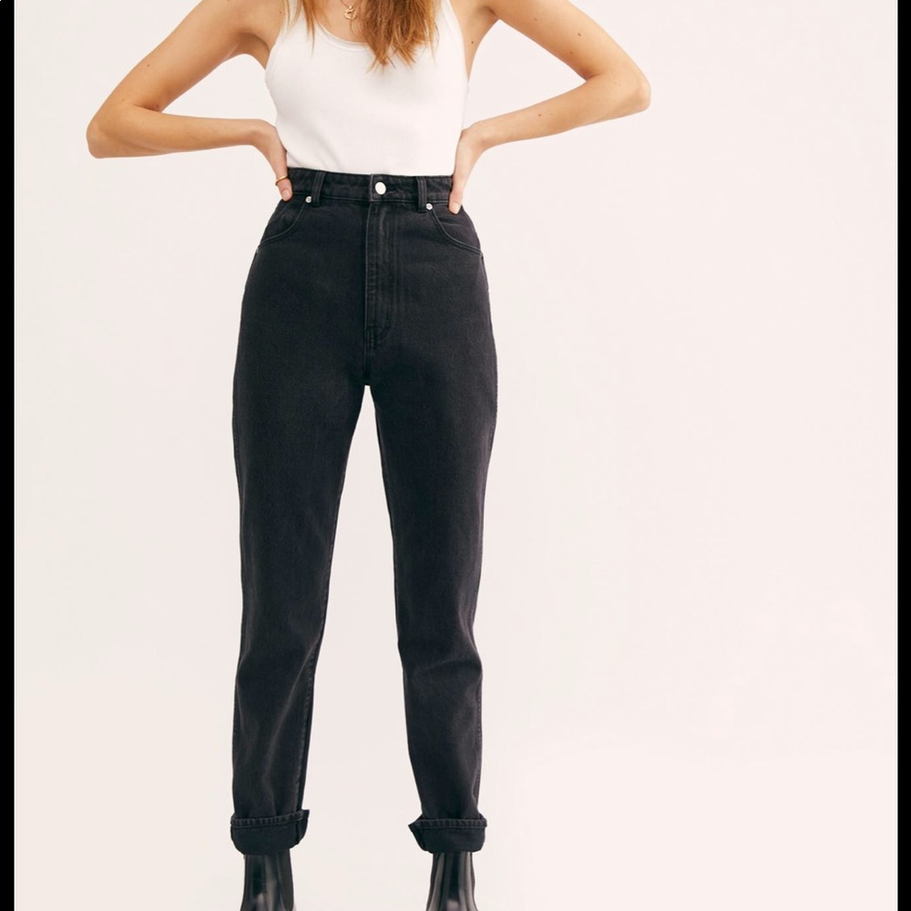 Rolla’s Elle super high waist straight leg jean